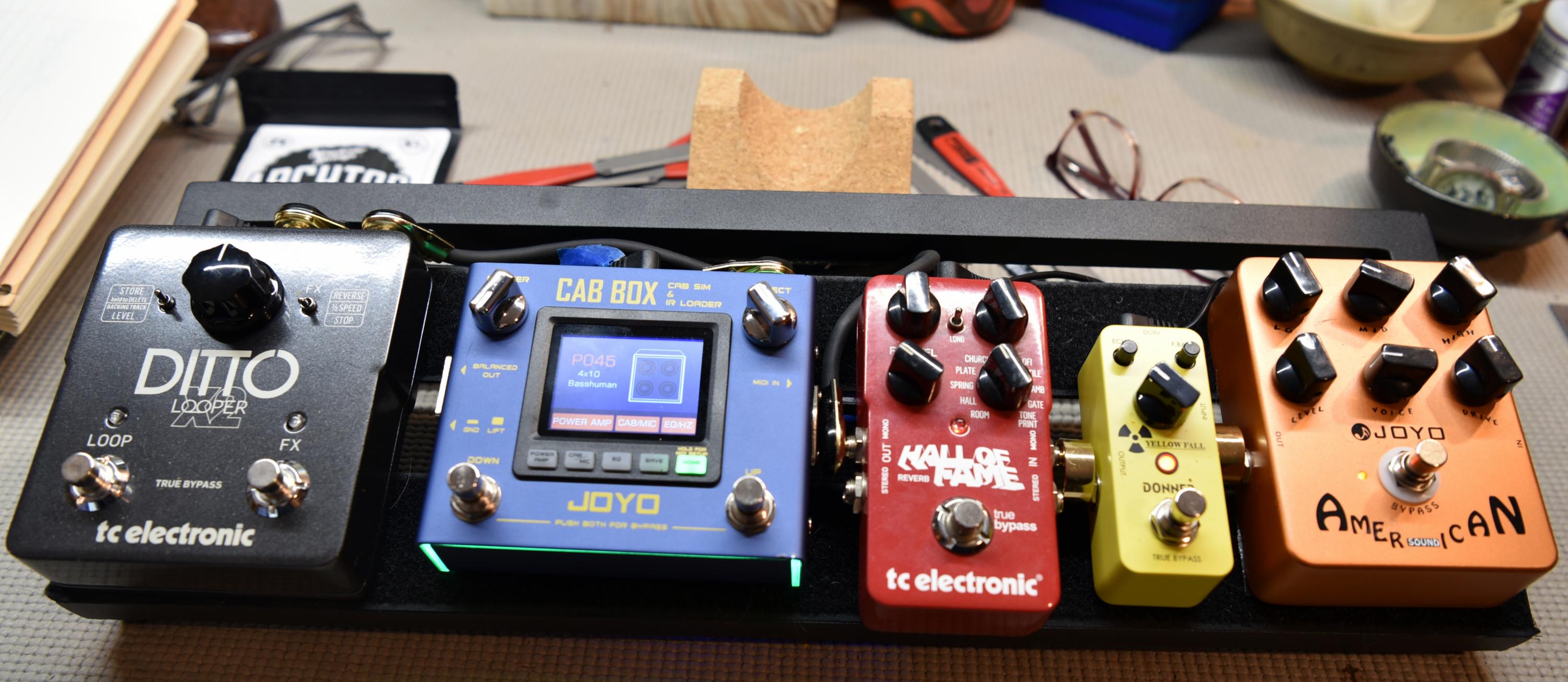 Small Battery Powered Pedalboard-dsc_1139-001-jpg