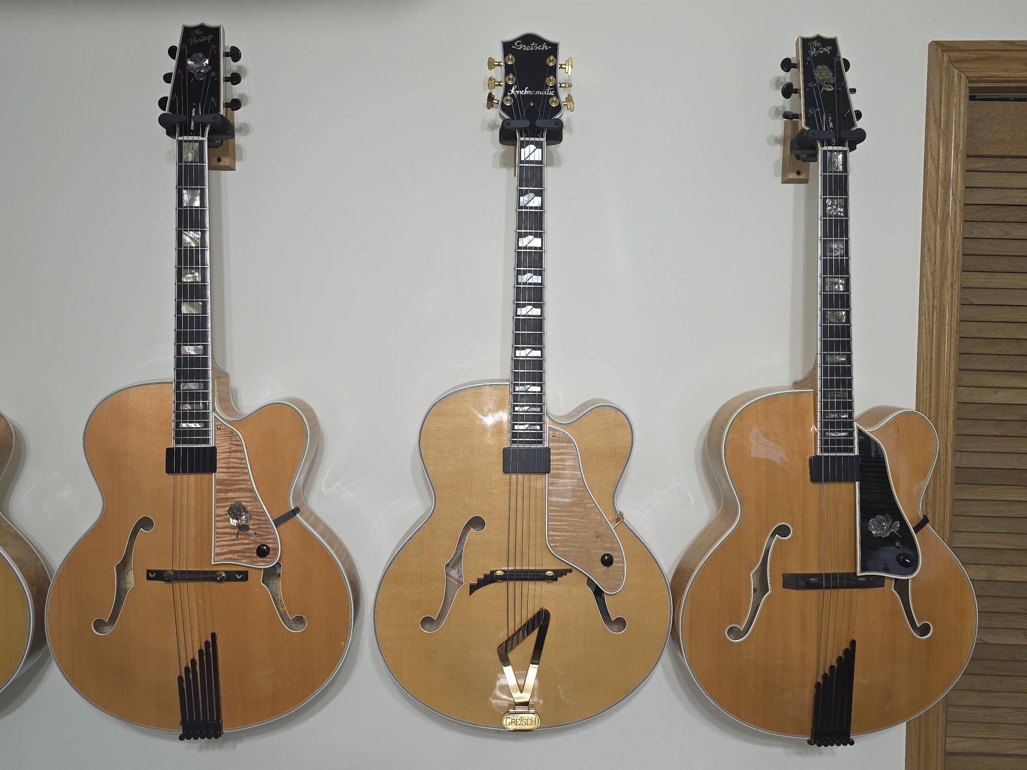 Four Heritage Johnny Smiths - All Different-20250222_160147-jpg
