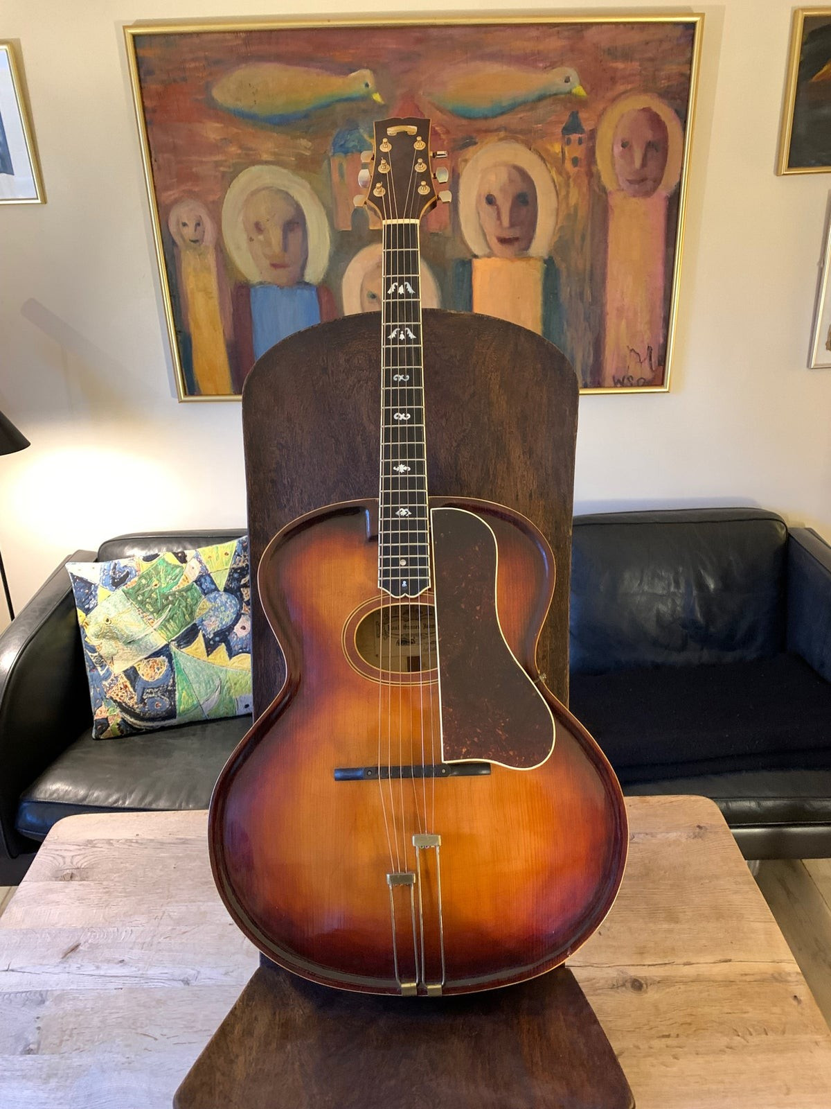 Any other fans of Danish archtops?-0_0b4a09ca-7acd-46e8-a5eb-d6a4749585ab-jpg