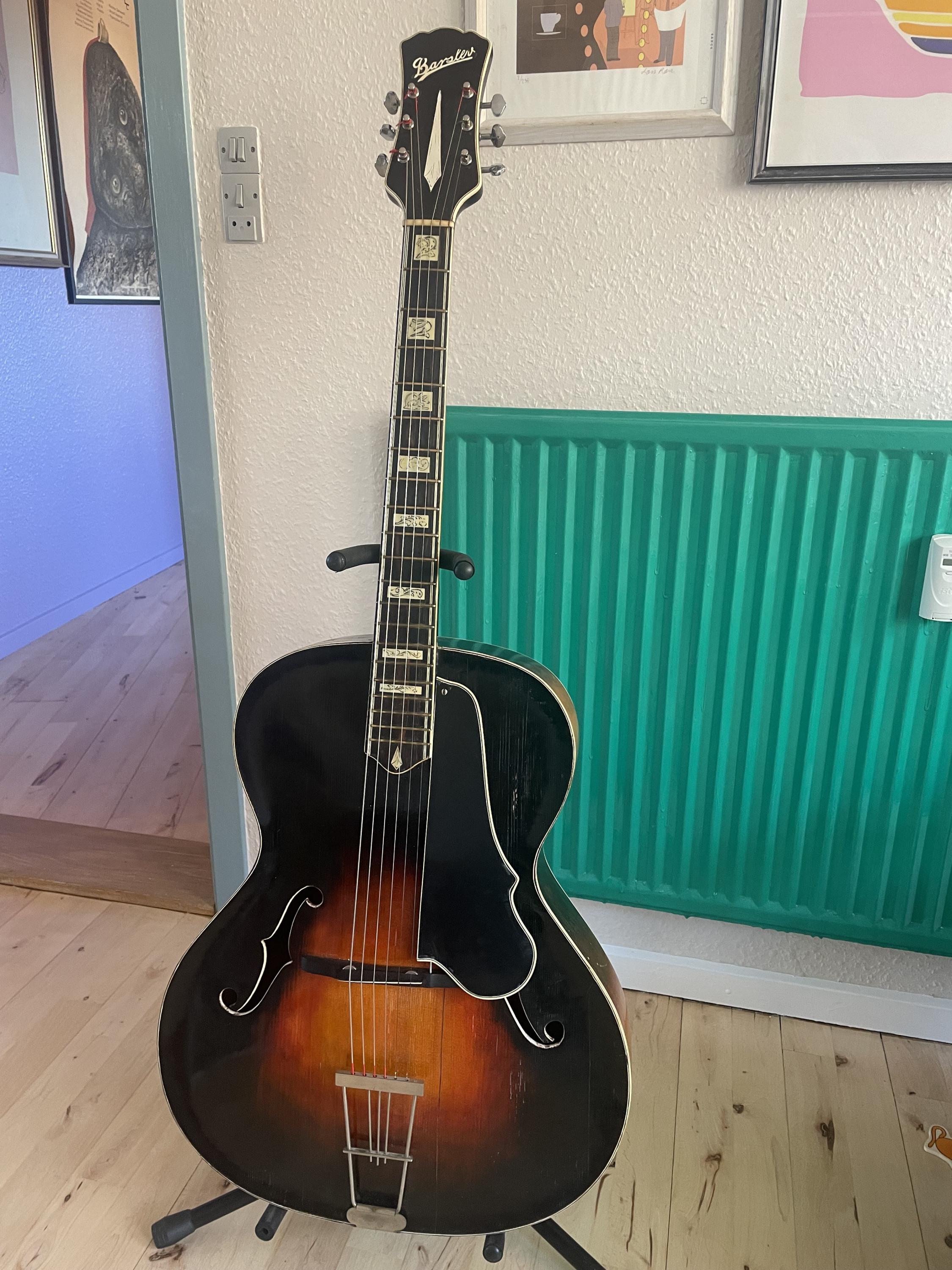 Any other fans of Danish archtops?-guit3-jpg