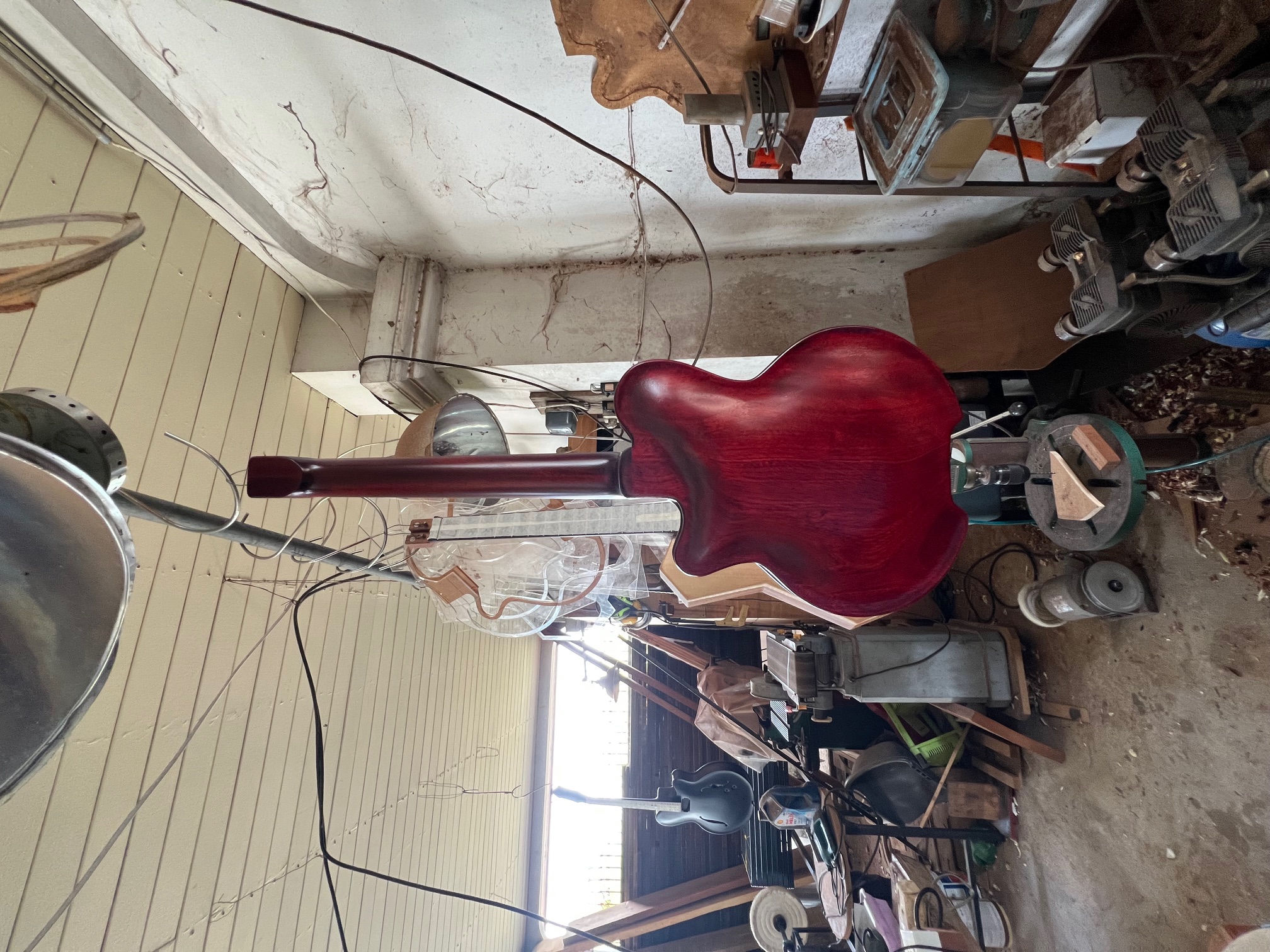 Jonathan Kreisberg's headless guitar from Thailand-image1-jpeg