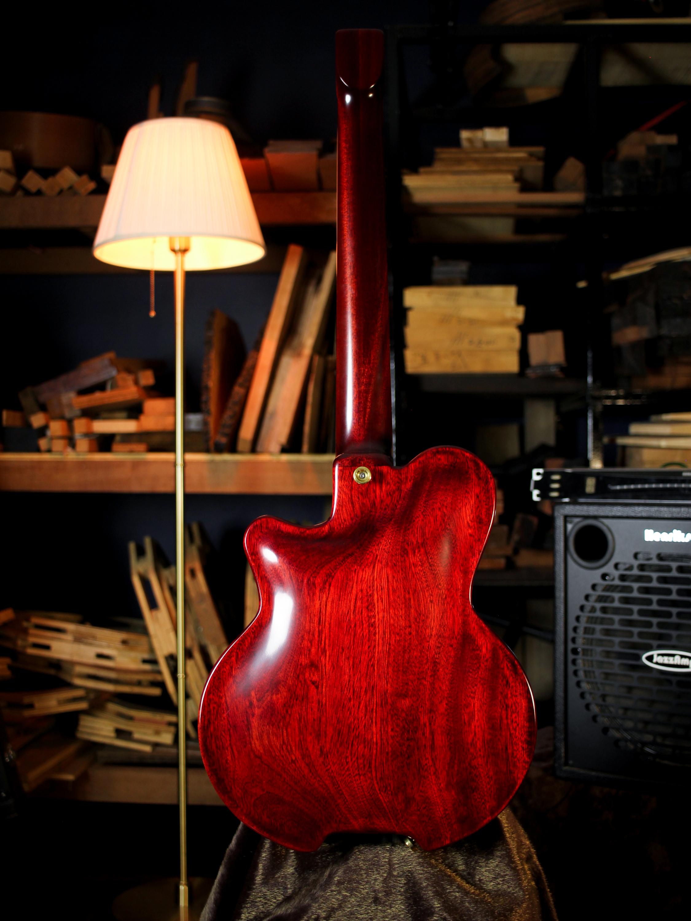 Jonathan Kreisberg's headless guitar from Thailand-img_3003-jpg