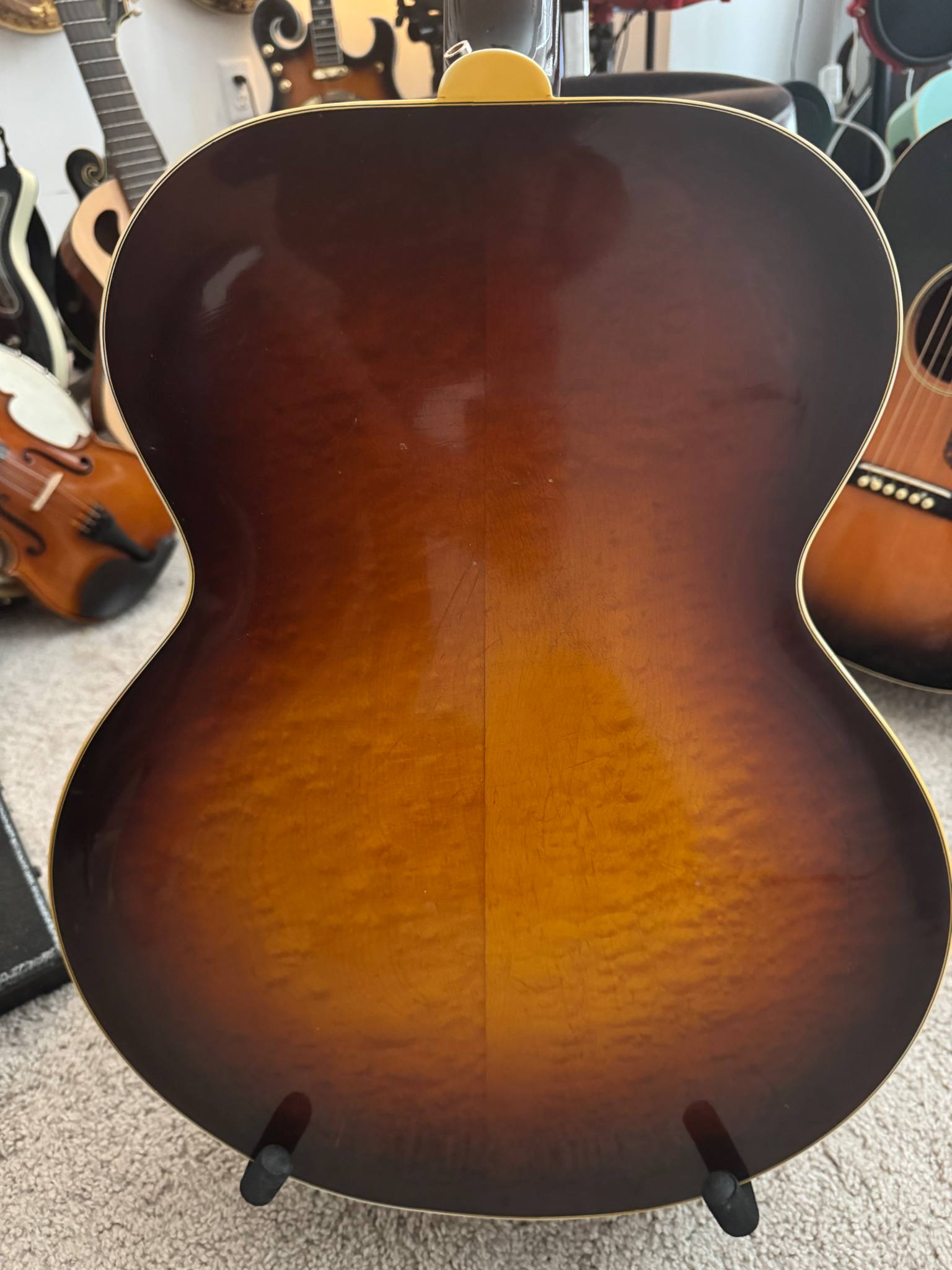 1946 Gibson L-5 - Questions About Finish and Parts-messenger_creation_57bf73d1-d139-4056-a30f-4d1020349761-jpeg
