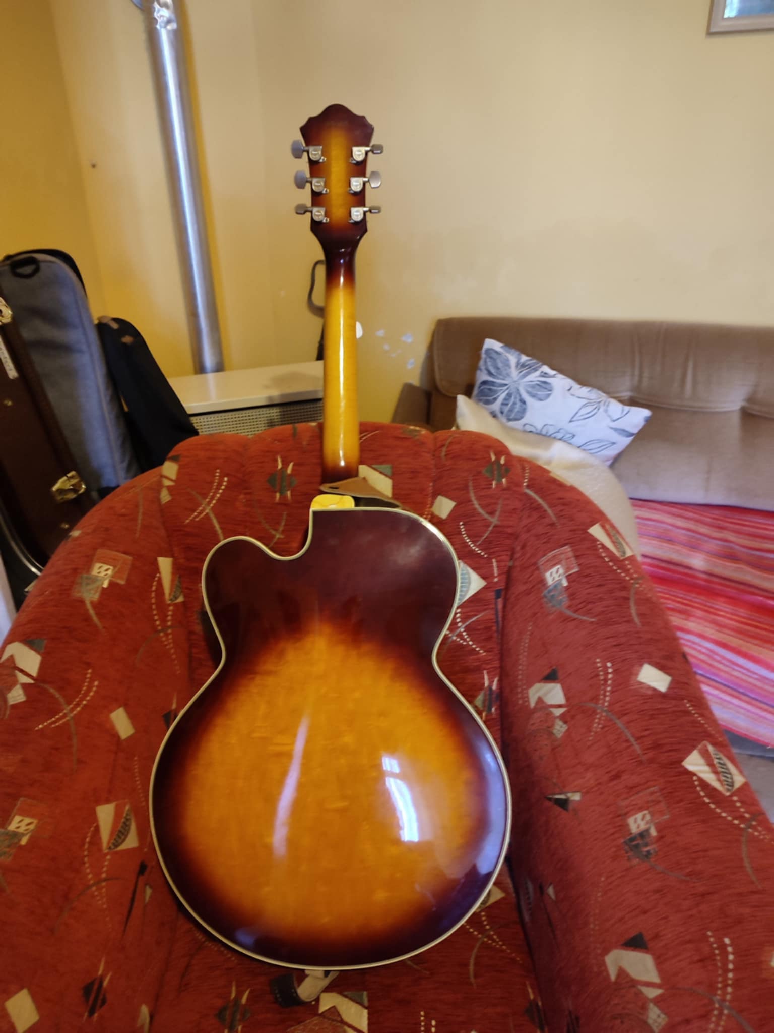 Ibanez FA510-9563cdb8-f7d1-4d52-9aa1-d6d4994bf8cf-jpg