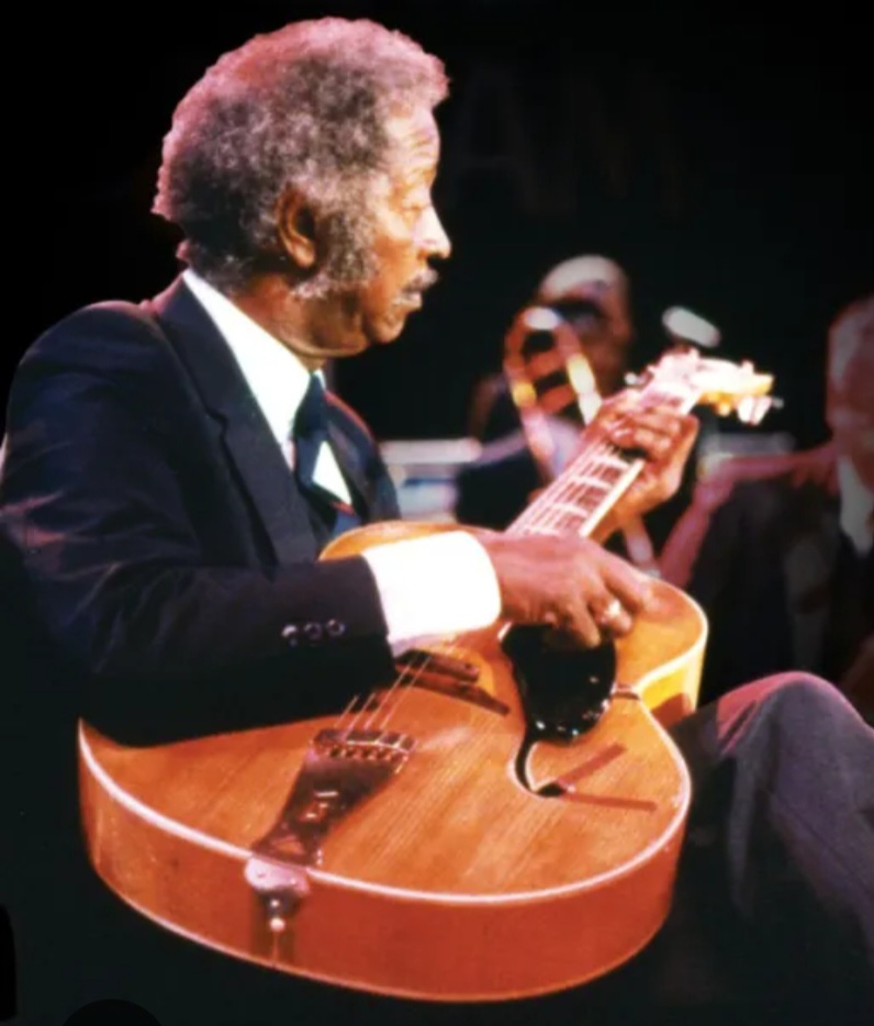 My Acoustic Archtop sounds better without the pickguard (acoustically, no pickup)-screenshot_20250802_121722_chrome-jpg