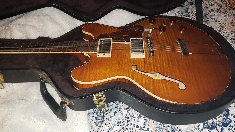 Opinions on newer Gibson ES-330 '59 reissue-50995404217_3b4a732fba_c-jpg