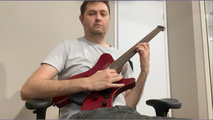 Why I Chose a Strandberg Jazz Salen for My Jazz Journey-kneeclassical3-png