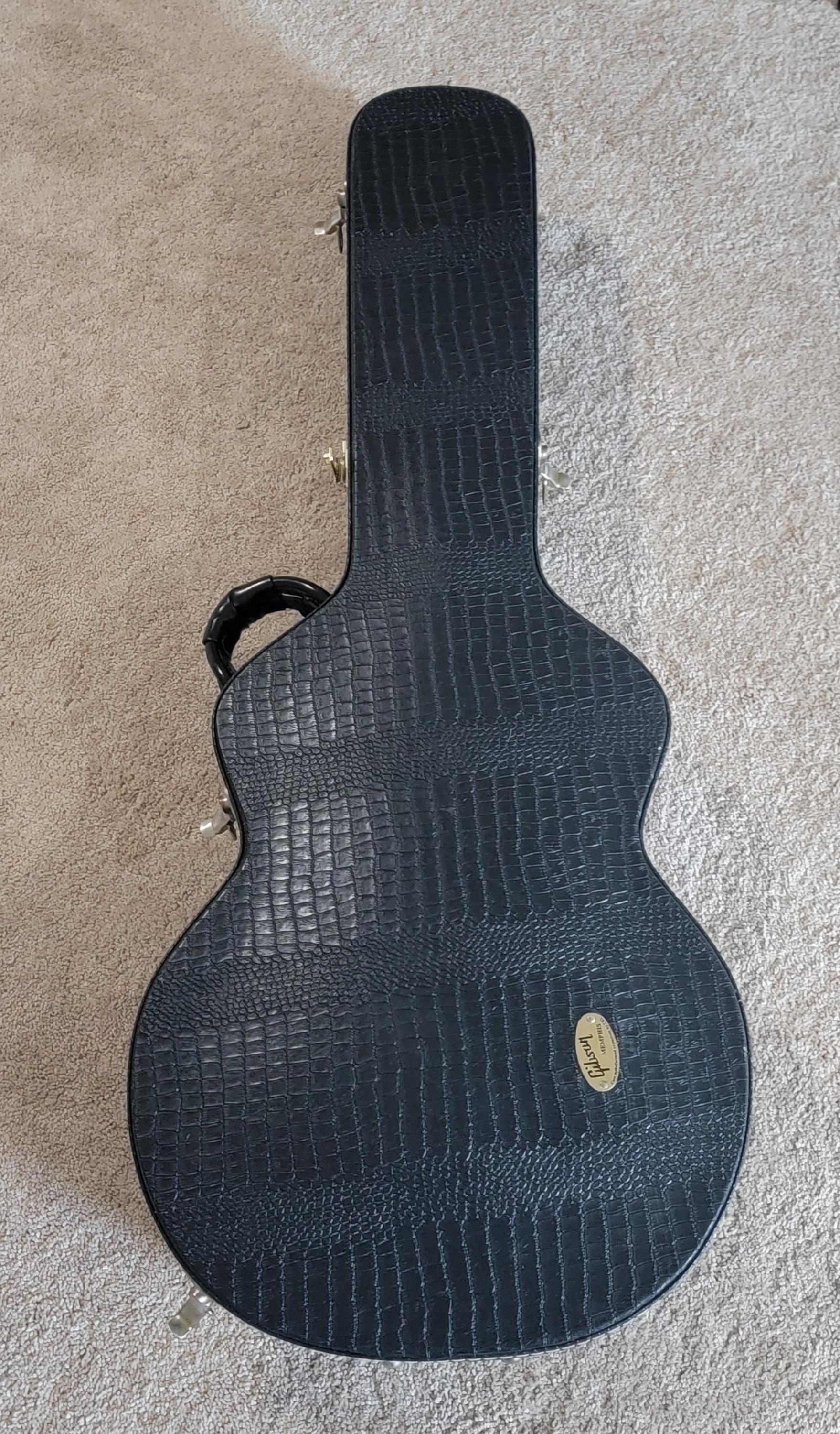 Interesting Gibson ES-175-20251019_150653-jpg