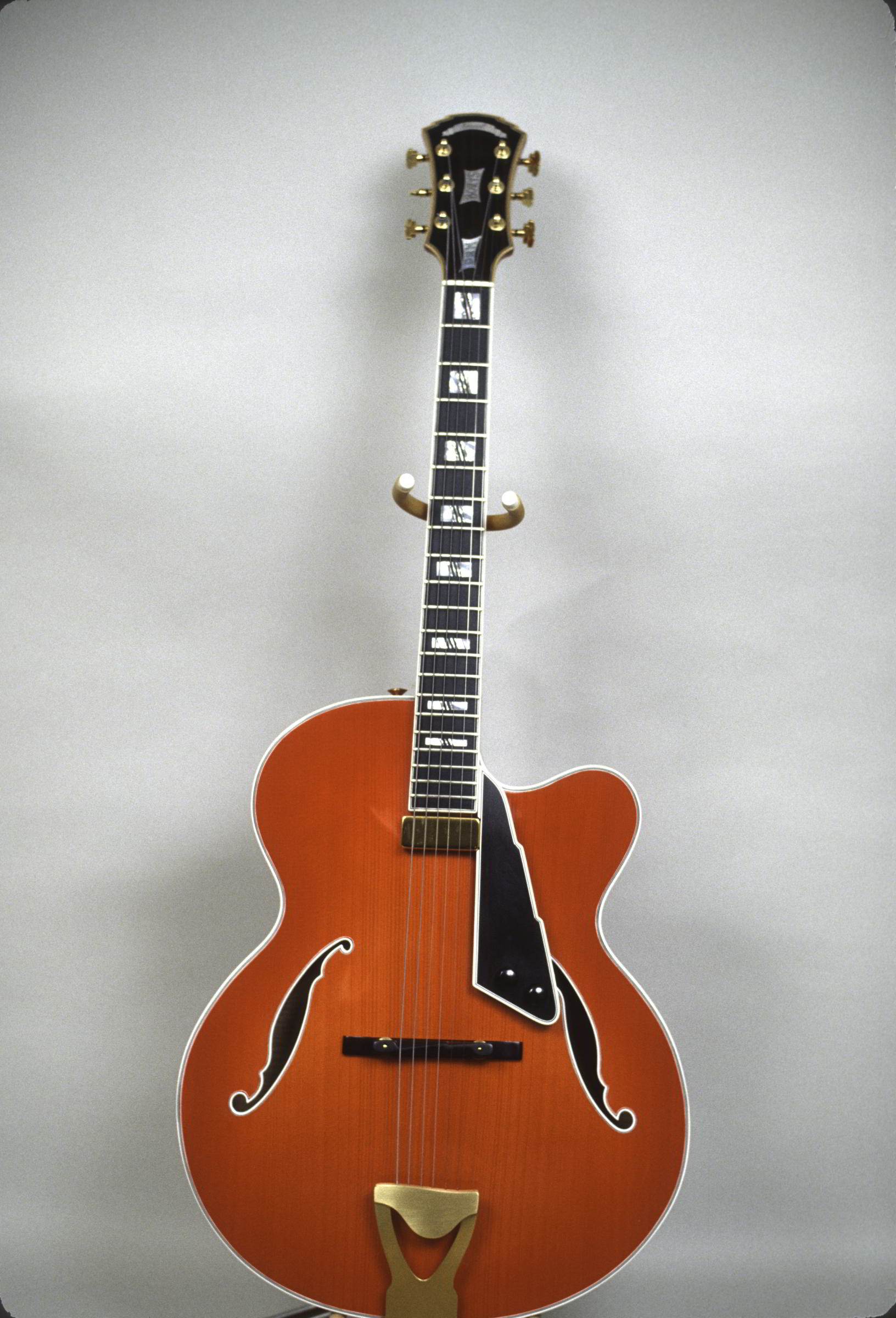 Let's See Your Red Guitars!-borys-b420-22big-red22_6-jpg