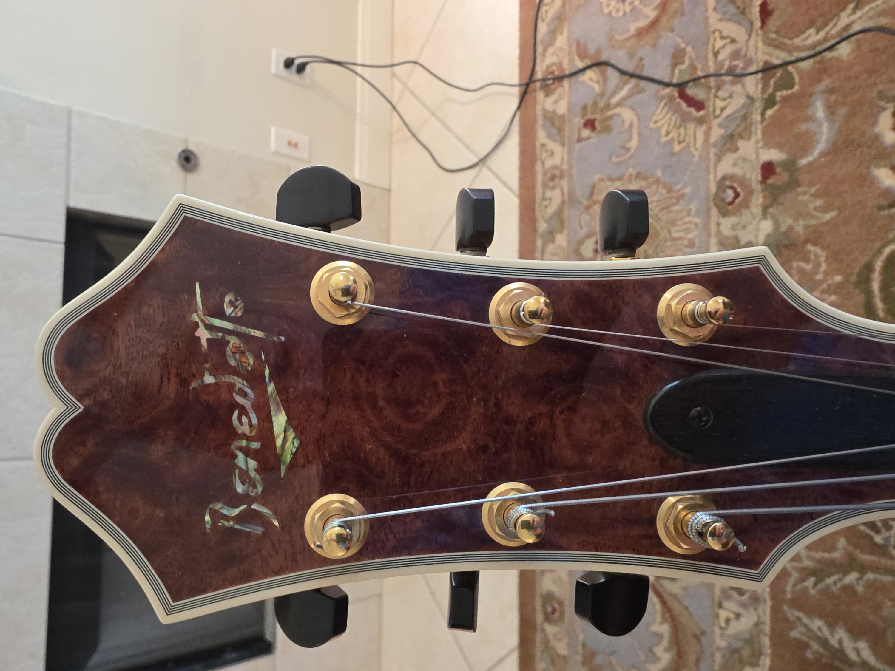 Guild Benedetto Johnny Smith Price-20251030_154124-jpg