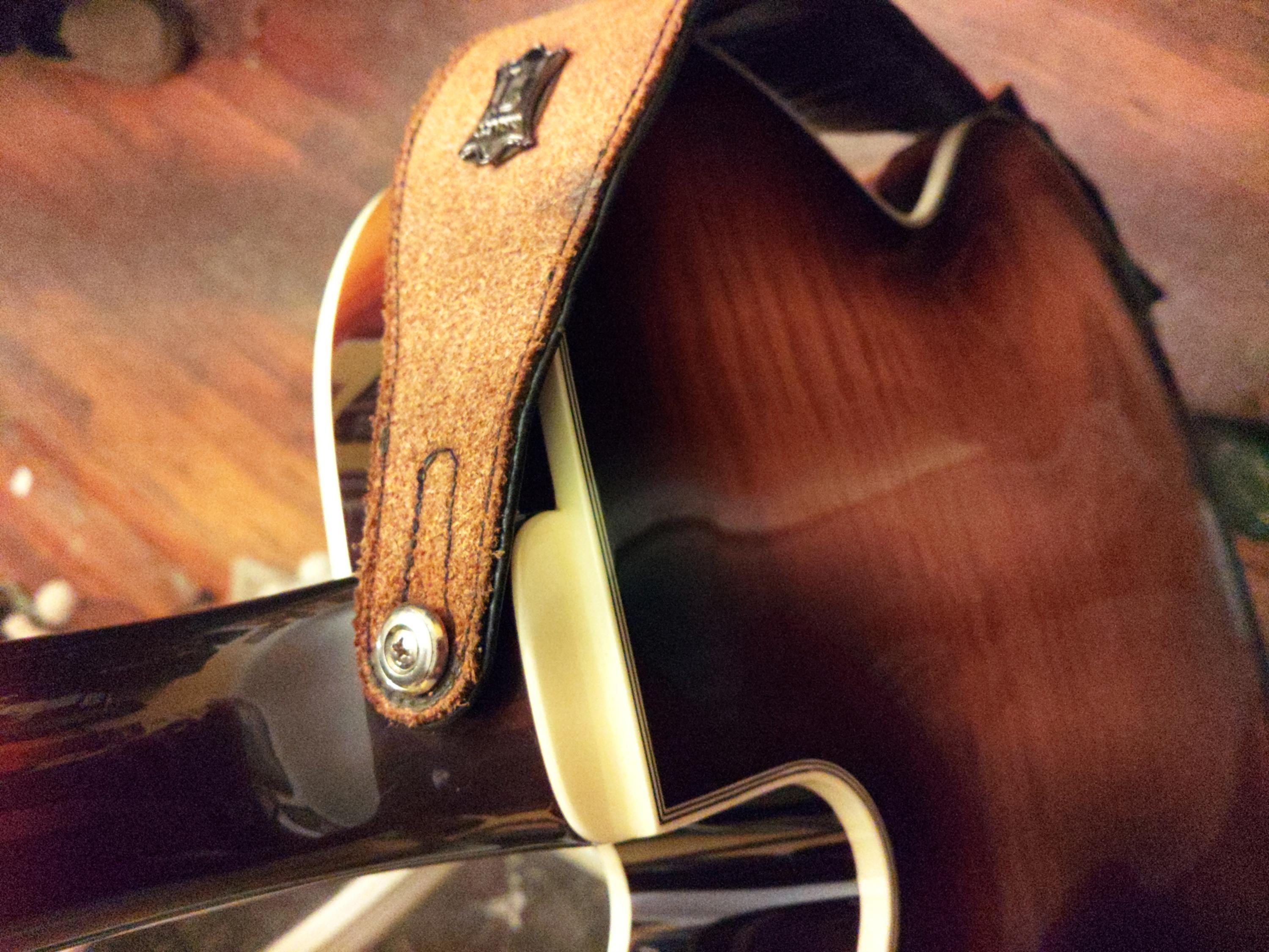 Suggestions for where to mount strap button on a Fujigen FGN Masterfield FA?-kimg0031-jpg