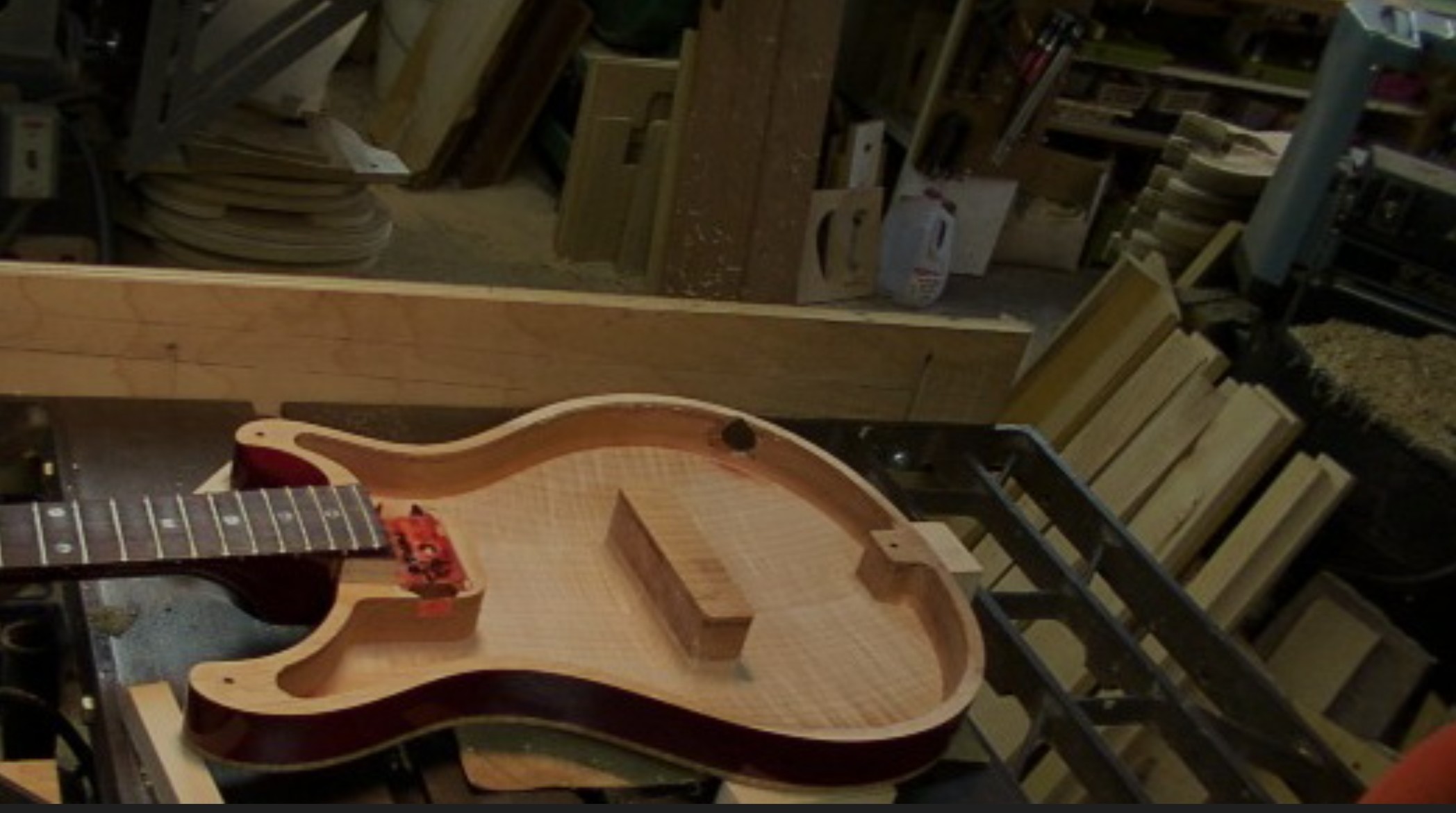 PRS SE Hollowbody ii-screenshot_20251118_152957_samsung-internet-jpg