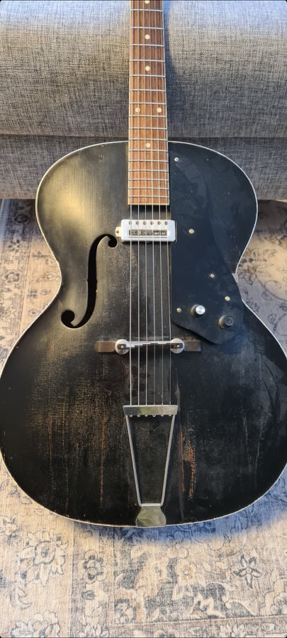 Help Identify this Vintage Archtop-received_415796770248791-jpeg