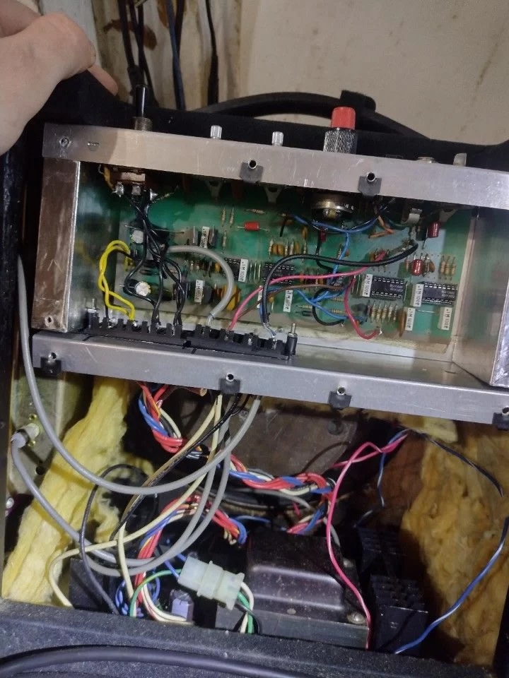 Polytone Mini Brute II Restoration-1-ps4oalashicetxaqwfgss2ah0bd_wpnh_5vxq67f8rgok_nhqzqpeqzhprotlvuuqpoijzyrkg-jpg