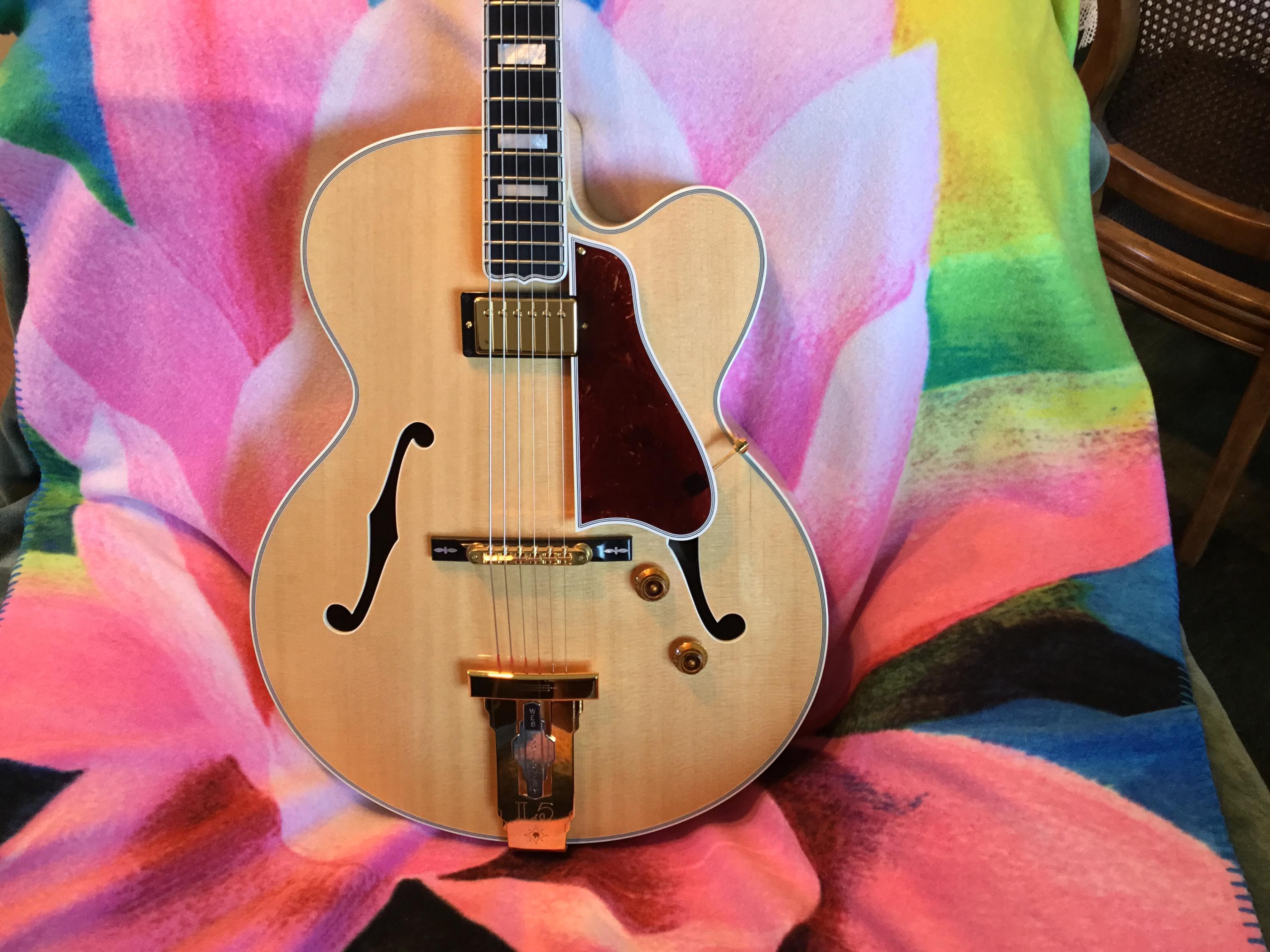Blonde/natural Gibson L-5 guitars - Only look better or?-img_0222-jpg