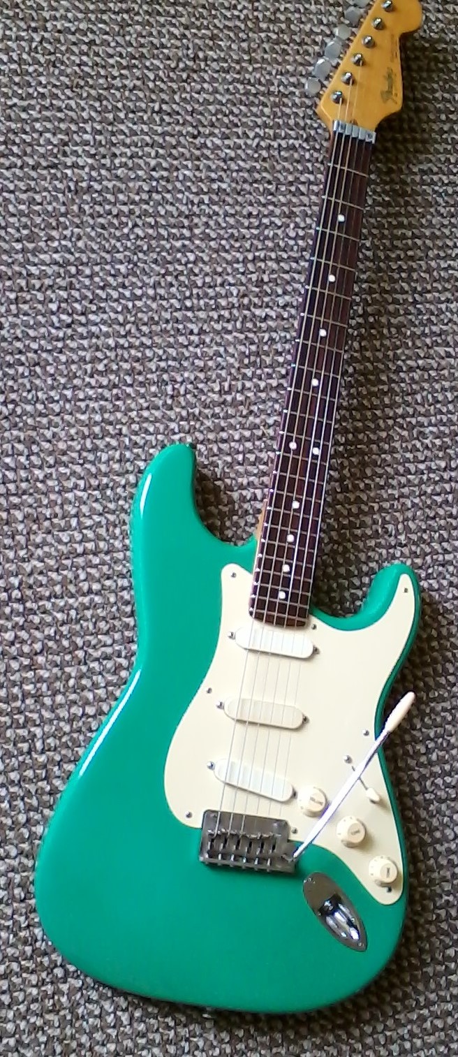 A pleasant guitar-2-jpg