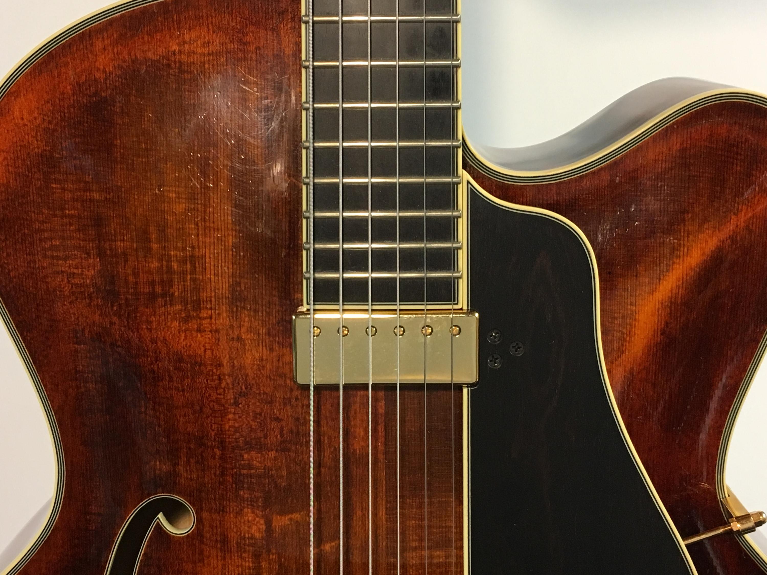 17" Eastman archtop sounds bright and steely-img_8495-jpg