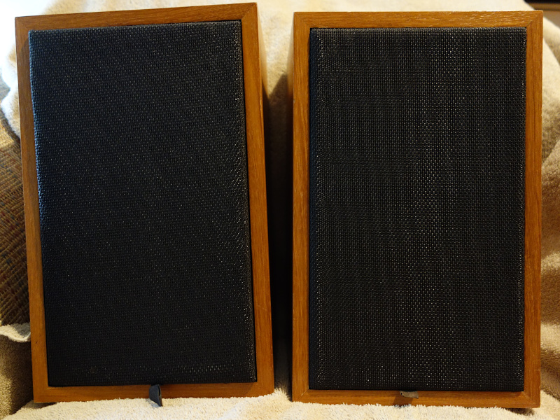 Why your recordings may not sound exactly like your guitar...-front_pair_grilles_in-jpg