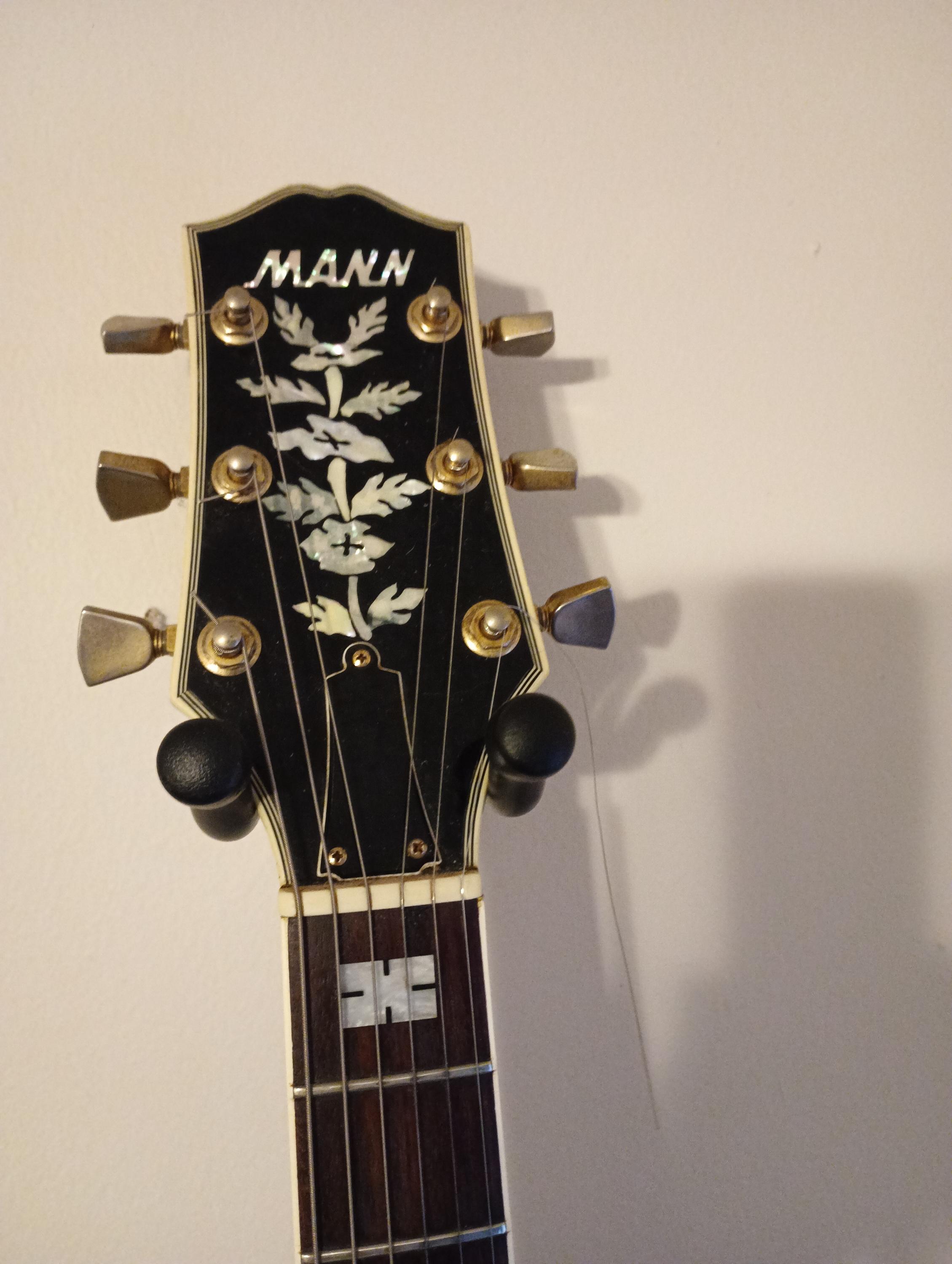 Mann Howard Roberts replica - Pre-lawsuit era guitar-17722333237793484668847078223782-jpg