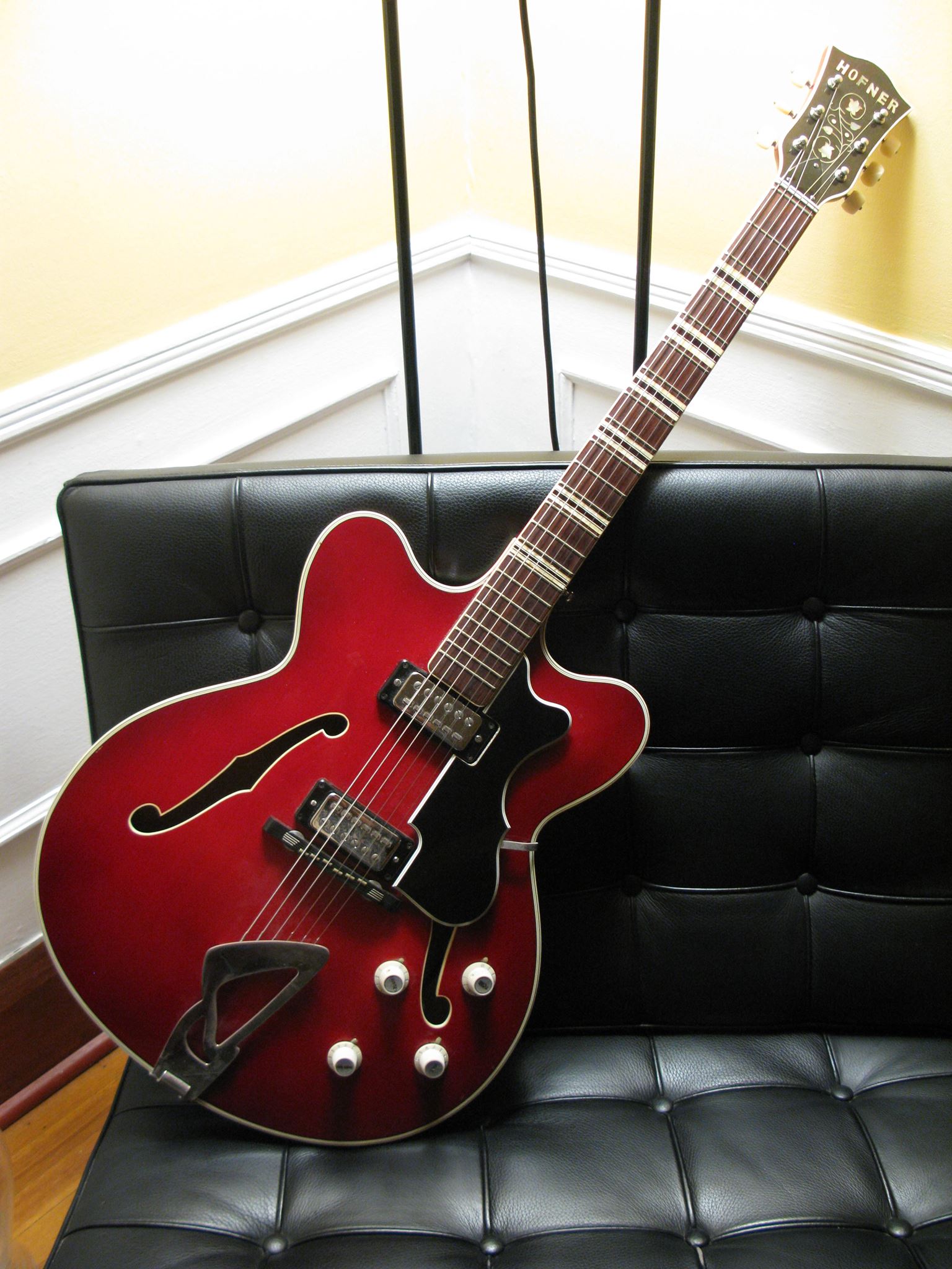 Have a hankering for a Hofner Verithin or Verythin. Thoughts?-hof-verithin-jpg