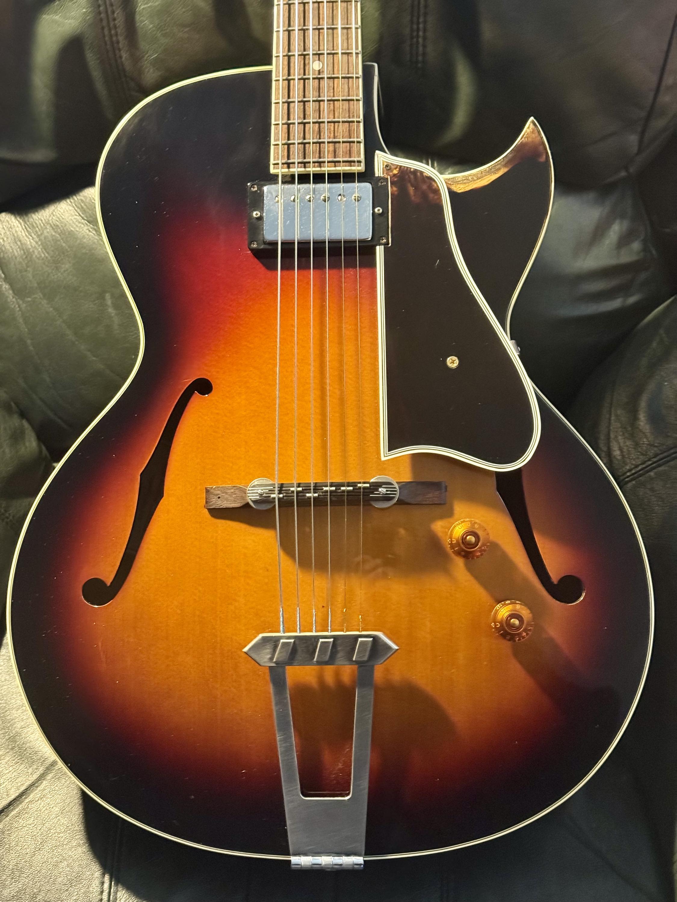 For Loar owners&hellip;something completely different!-img_4294-jpg