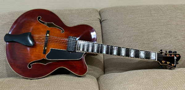 Benedetto Bravo 7-string-front_small-jpeg