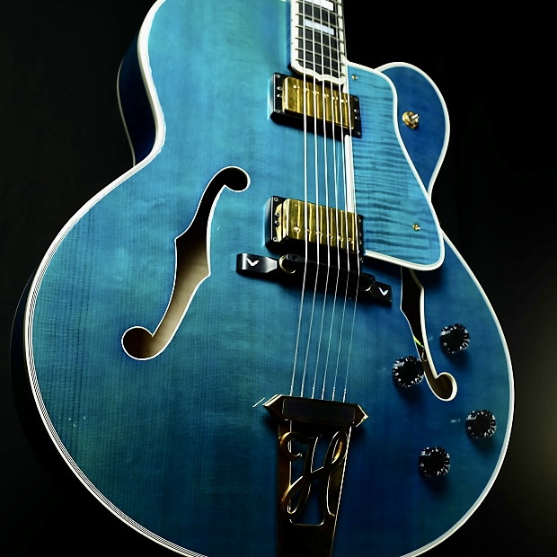 Archtop 17 vs 18 inch-img_0461-jpeg