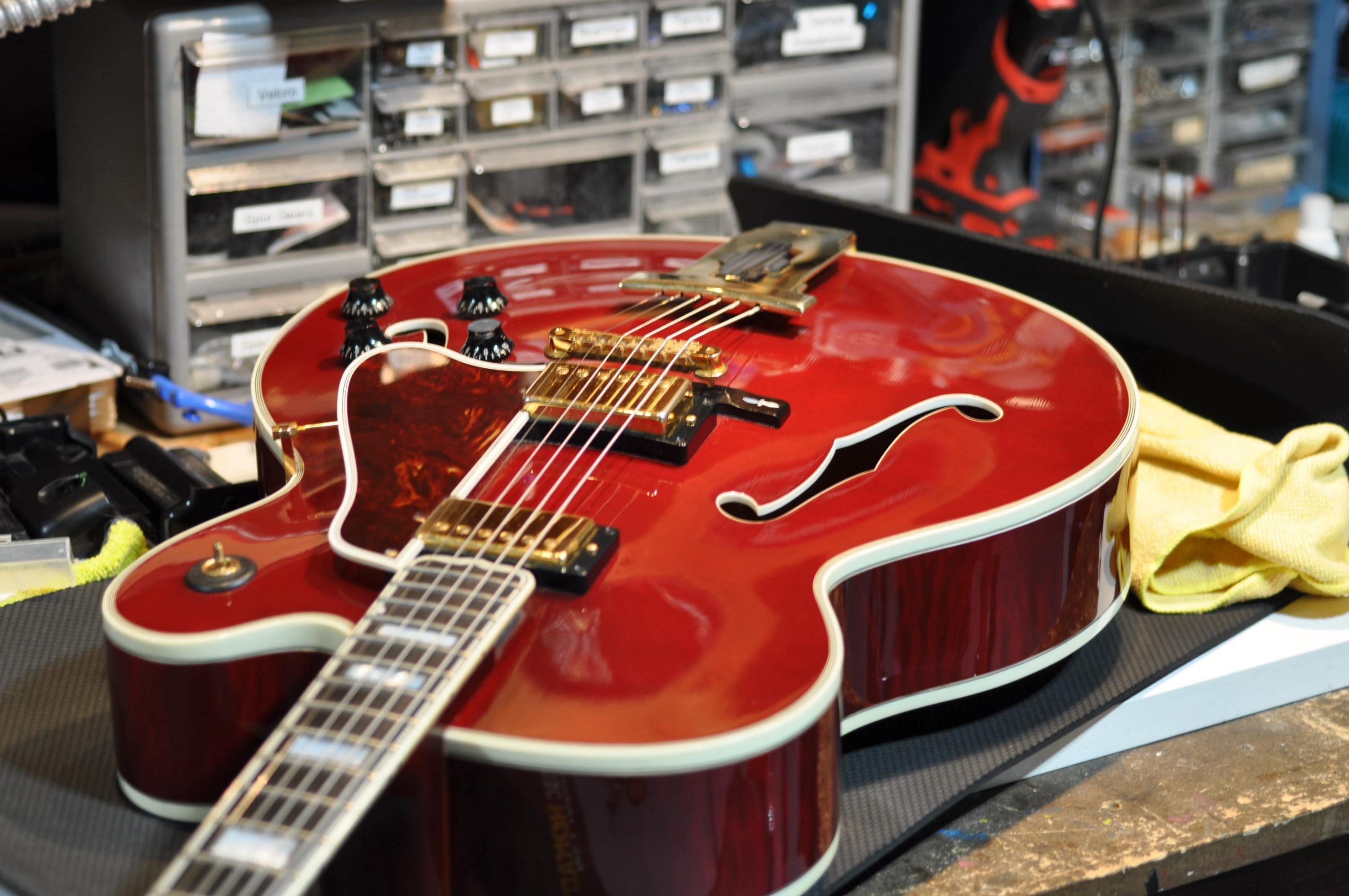 This Guitar Collection Is Begging for a Red L-5CES-dsc_1008-jpg
