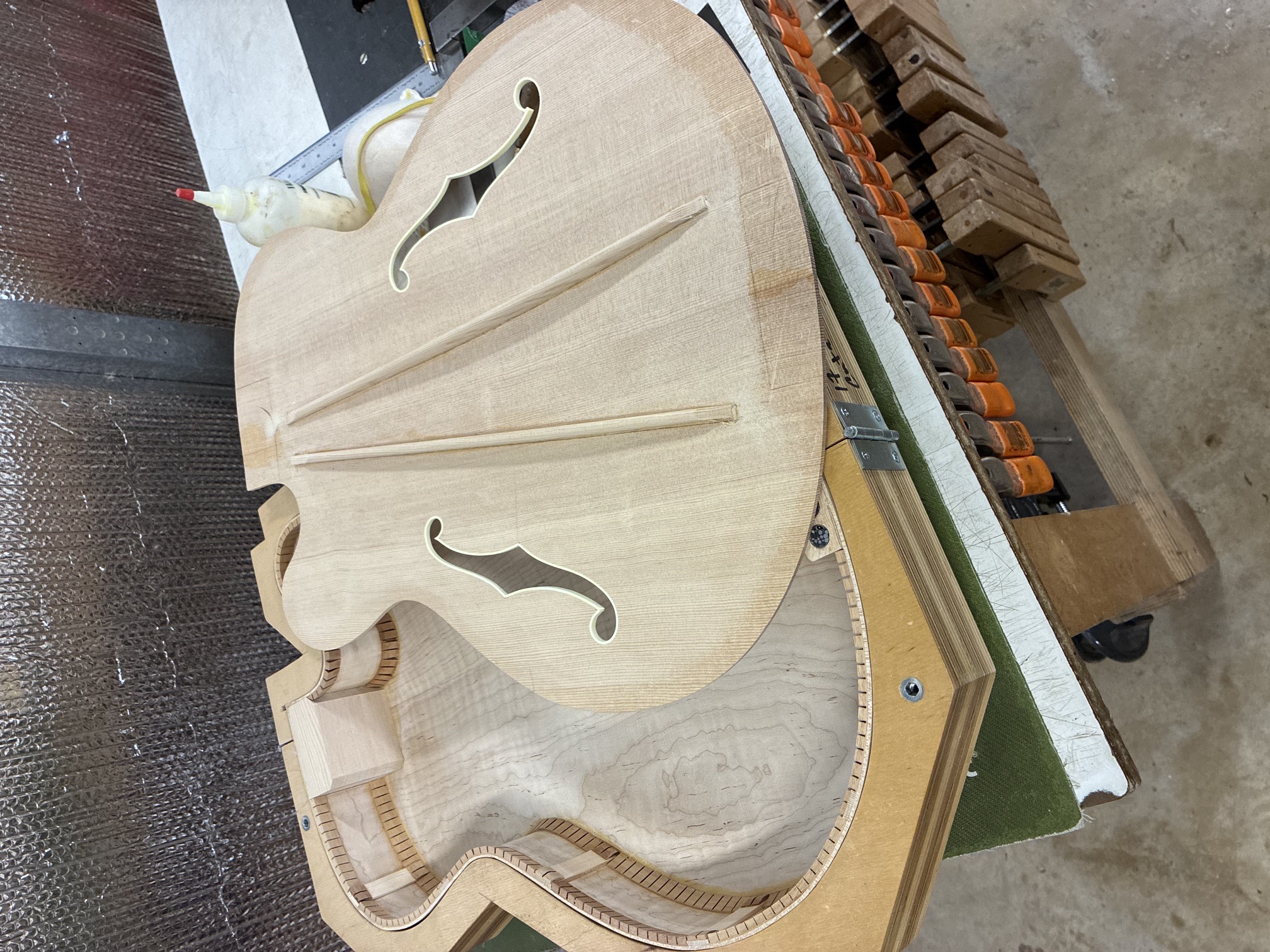 Ed Schaefer Guitars?-79892680671__4ca8b54c-7ccf-4c0b-b5f4-2d2839dab0bc-jpeg