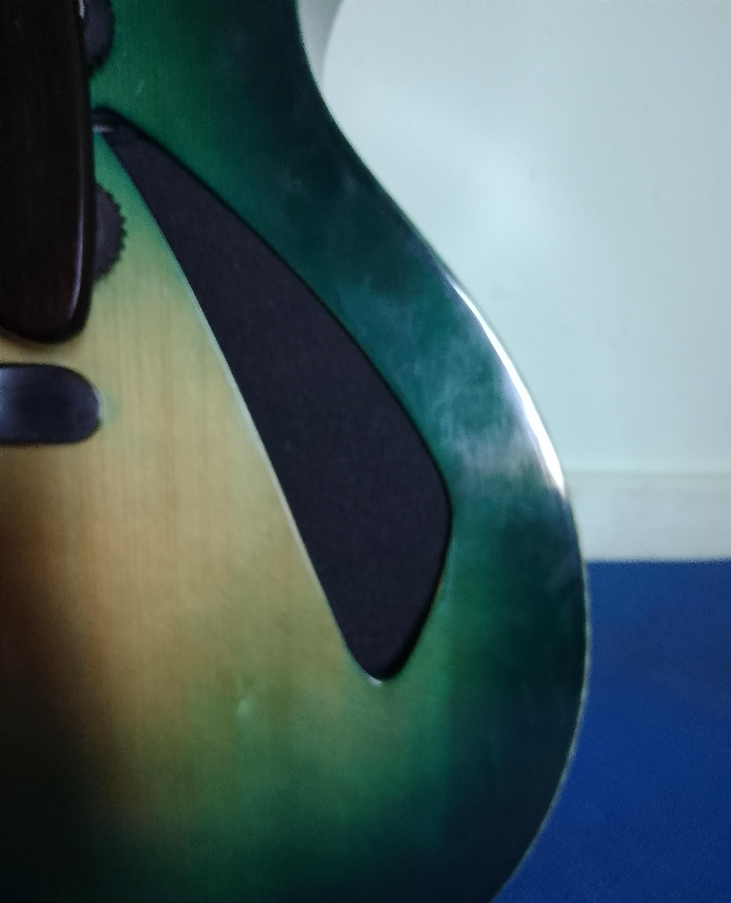 (DIY) Foam Plugs for modern style F Hole Archtops to reduce feedback.-foam-insert-2-jpg