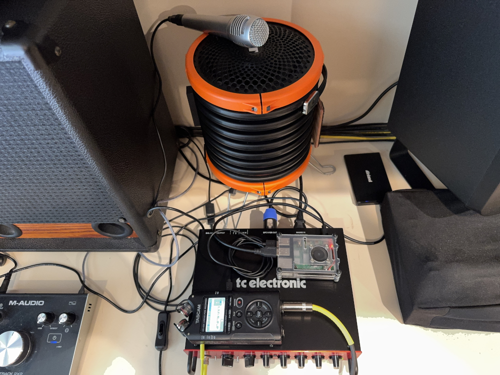 Build a NAM modeler you can gig with for peanuts - it's as easy as Pi-gig_rig-jpg