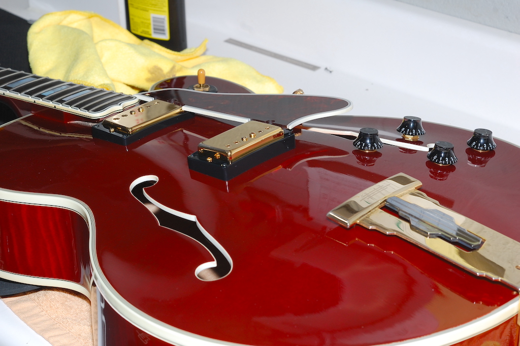 This Guitar Collection Is Begging for a Red L-5CES-dsc_0660-jpg