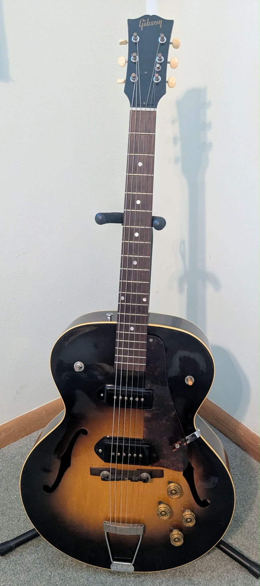 Help ID a Gibson ES-125-att-fvxezneqrhcqulkq8_mf_xtbncpmihvxoz5e_9xhmqo-jpg
