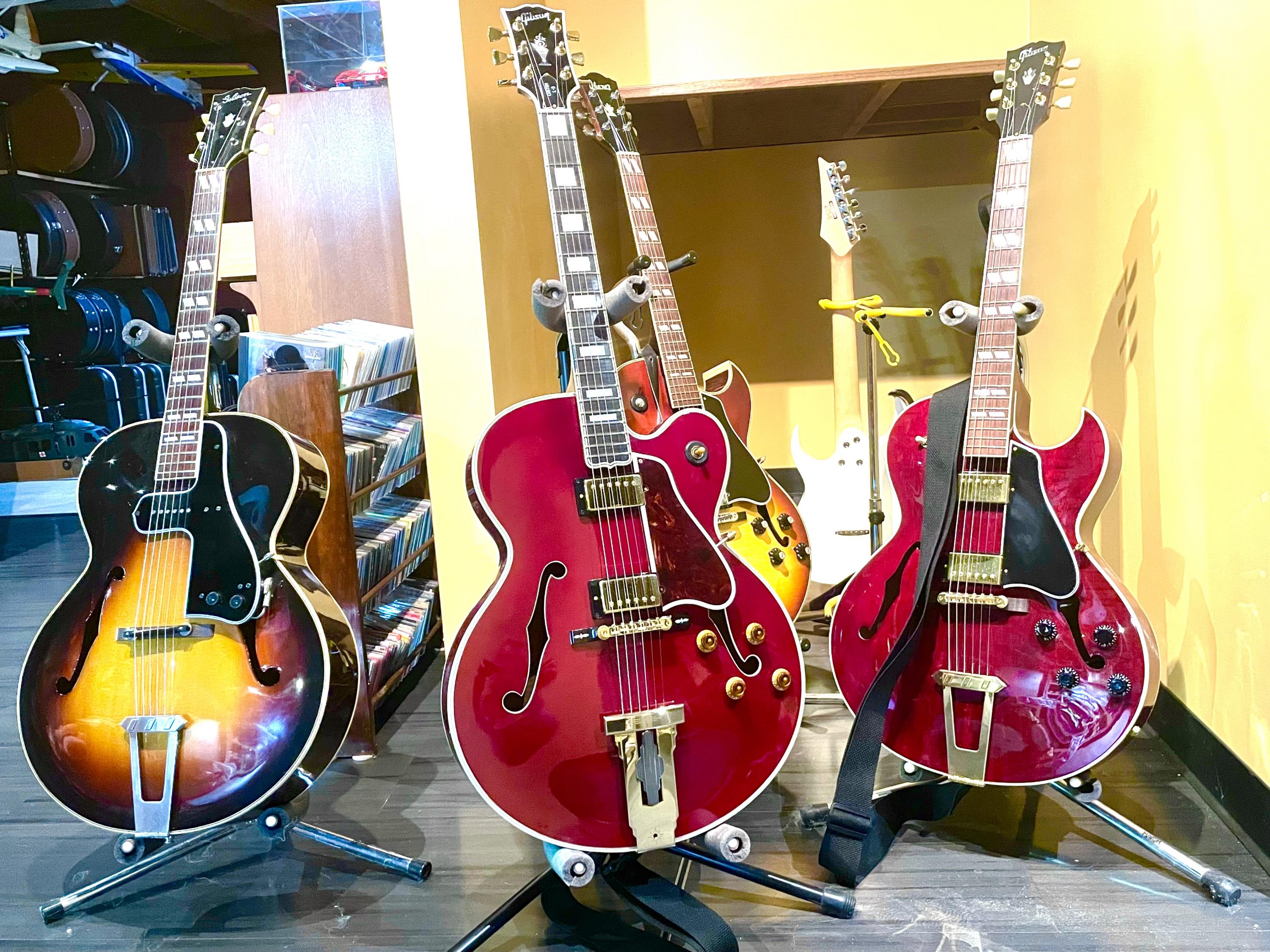 This Guitar Collection Is Begging for a Red L-5CES-img_7034-jpg