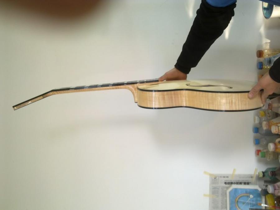 Ordered a Yunzhi Guitar-20120104200-jpg