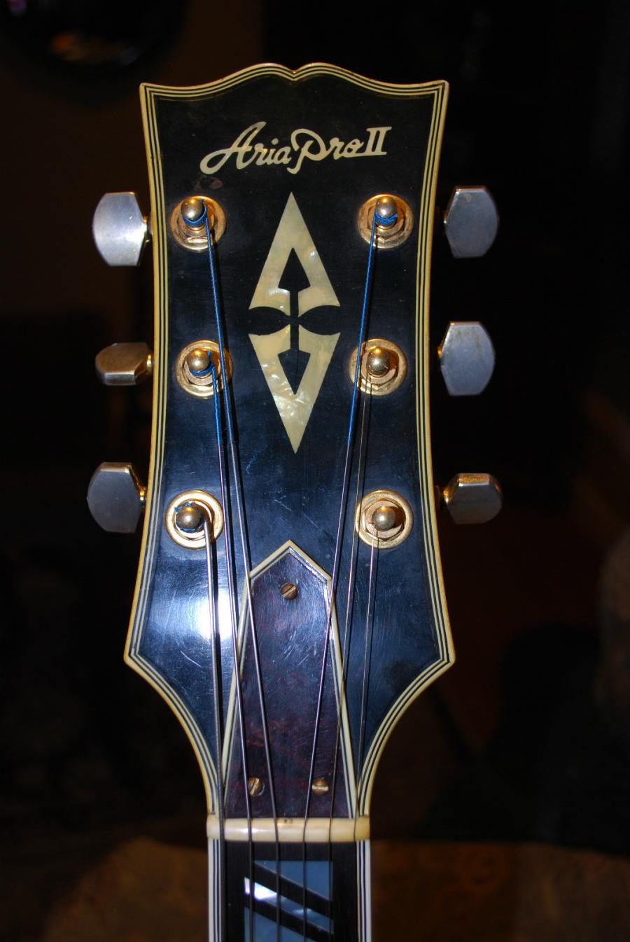 Aria Pro II PE 180 (L5/400 Type)-aria-pro-ii-headstock-jpg