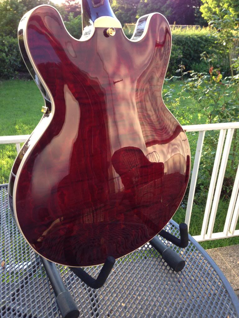 Heritage H555 Deep Red-img_1711_zpse139377d-jpg