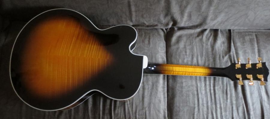 Gibson L-5 CES - One Pickup vs Two Pickups-l-5_couch_back3-jpg