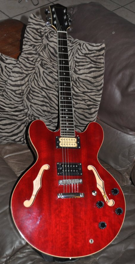 Advice on Buying a Cheap Jazz Guitar-harmony_fixed_s-jpg