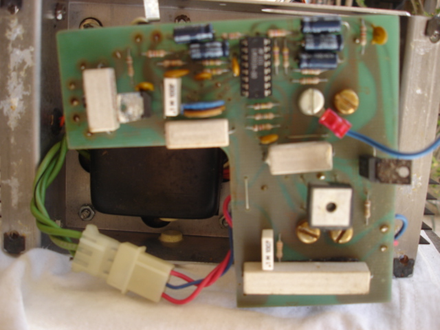 Polytone amplifier 220v electrical conversion-dsc03572-jpg