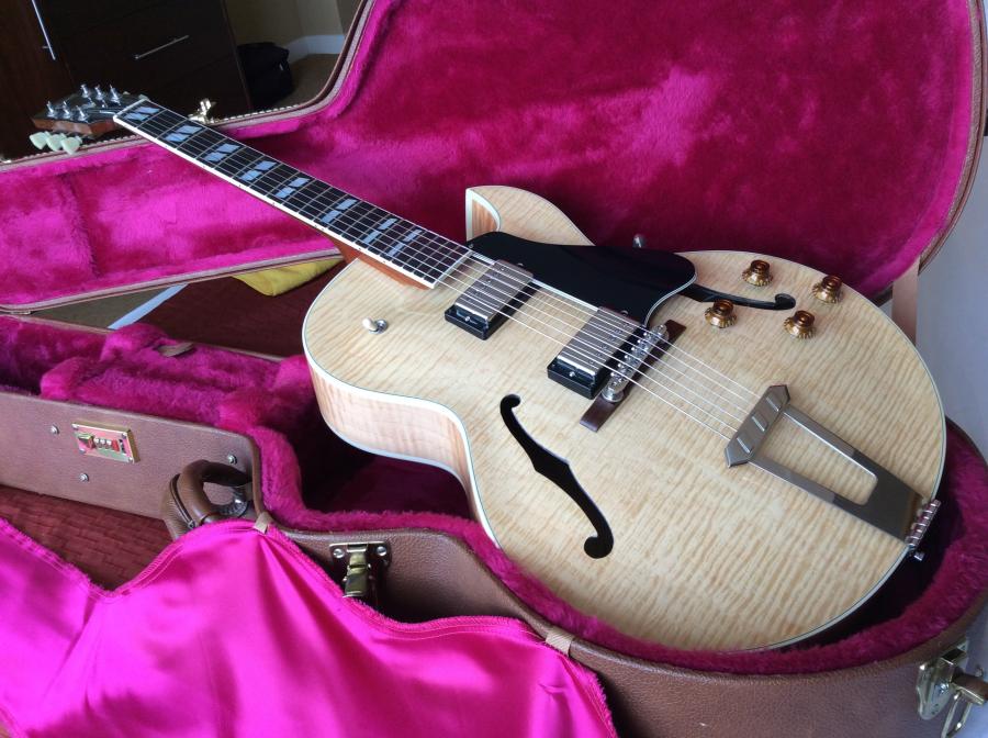 Gibson ES-175 beauty shots-image-jpg