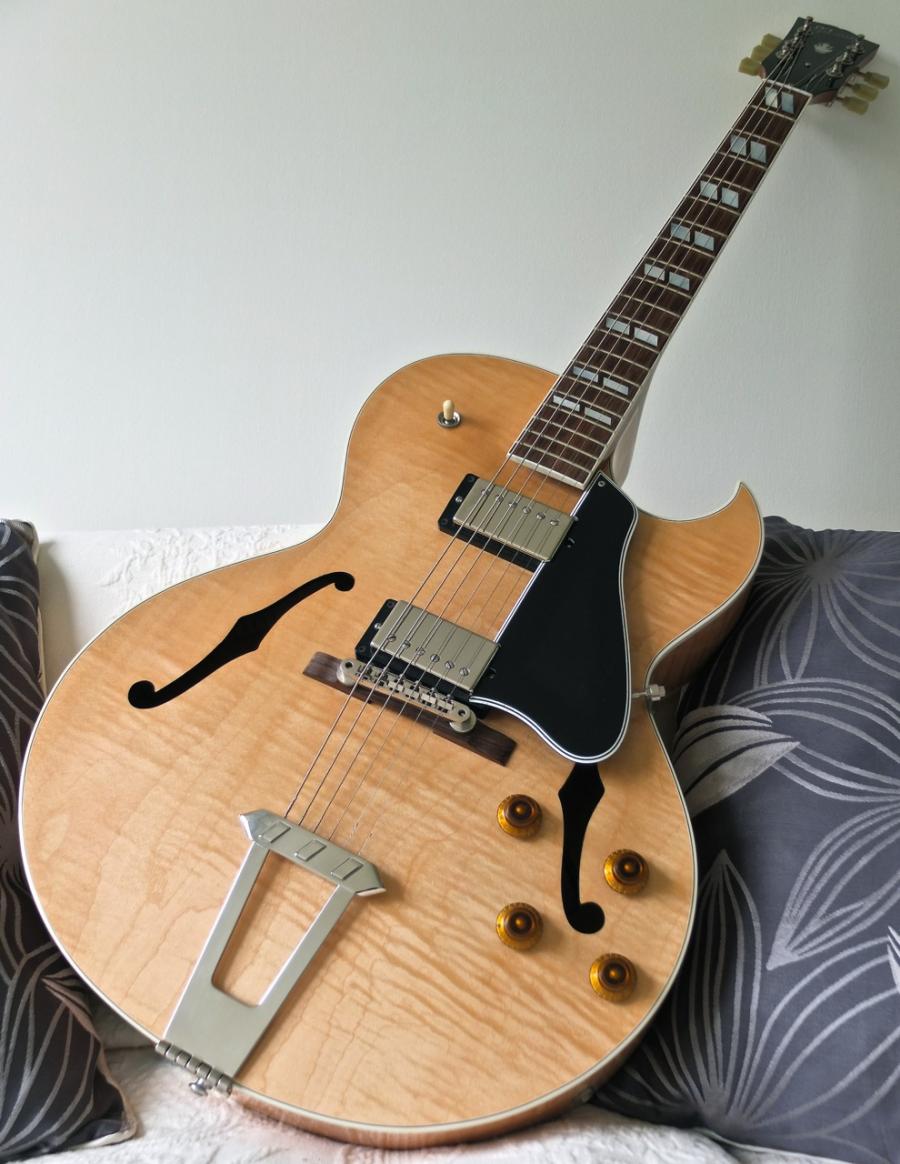 Gibson ES-175 beauty shots-s0131772-jpg
