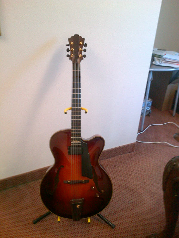 Eastman John Pisano Model-ejp05-jpg