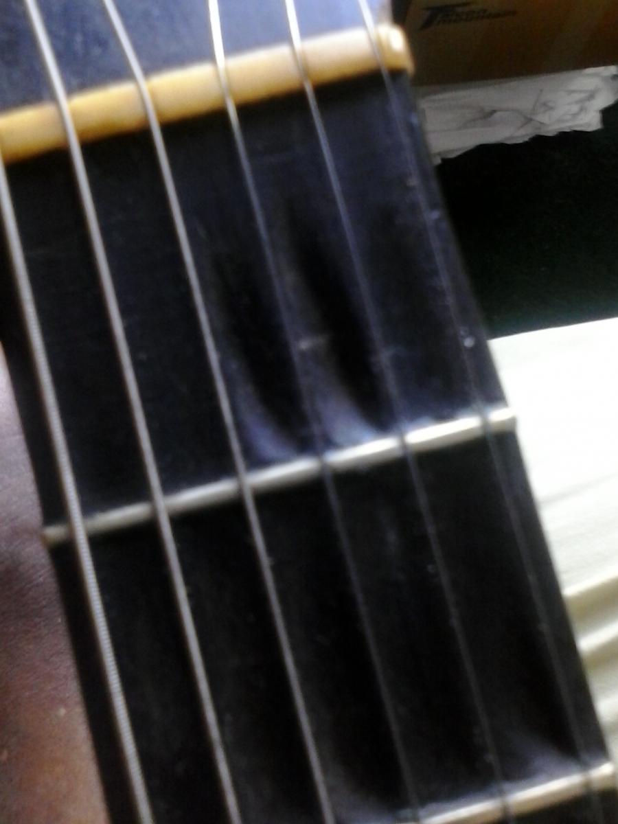Fretboard Damage (Deep Scalloping) What Causes This?-img_20150410_105352-jpg