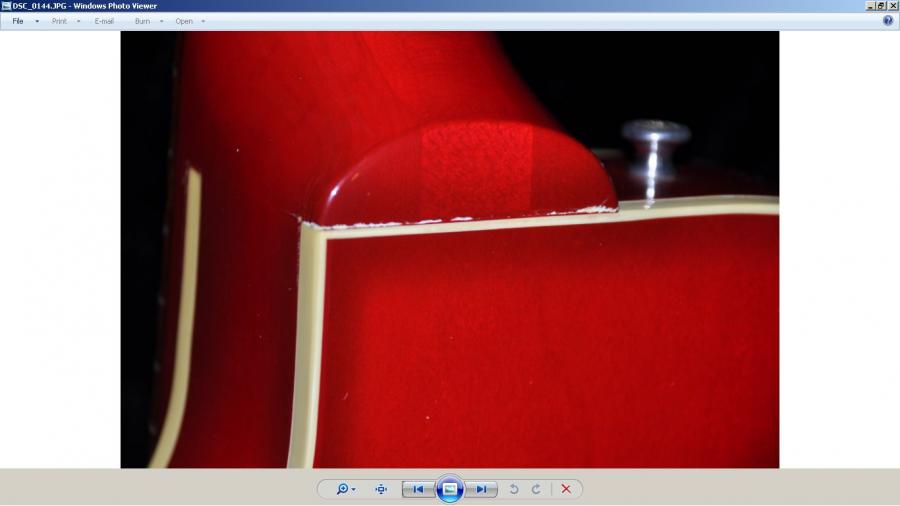 What's going on with this Gibson Herb Ellis?-es135_neckjoint-jpg