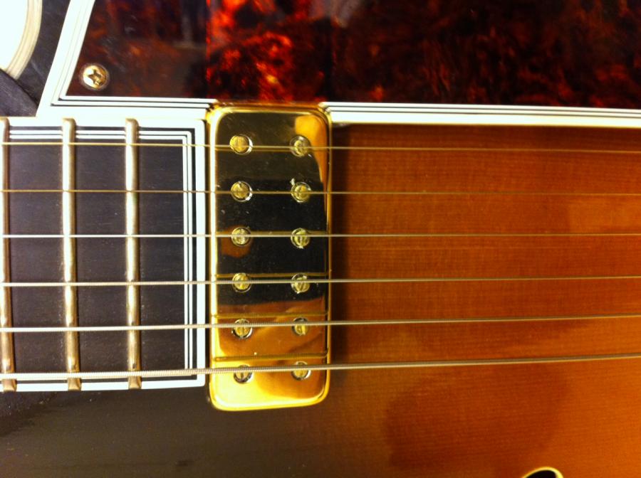 DeArmond 1100 pickup installed on D'Angelico EXL-1-foto-jpg