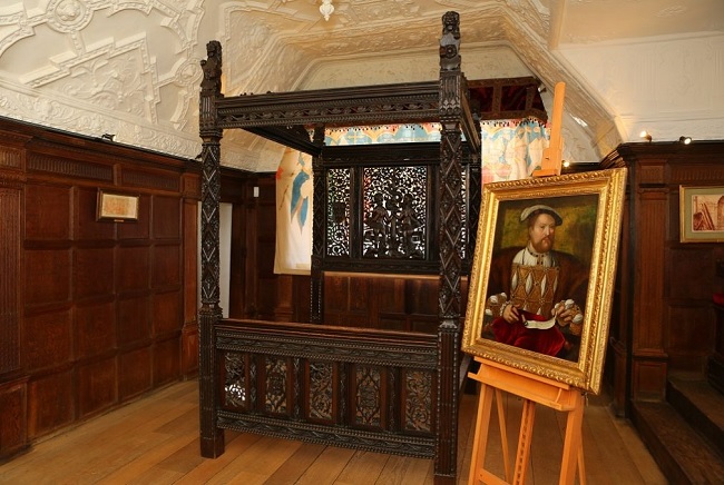 D'Angelico Excel-royal-bed-jpg