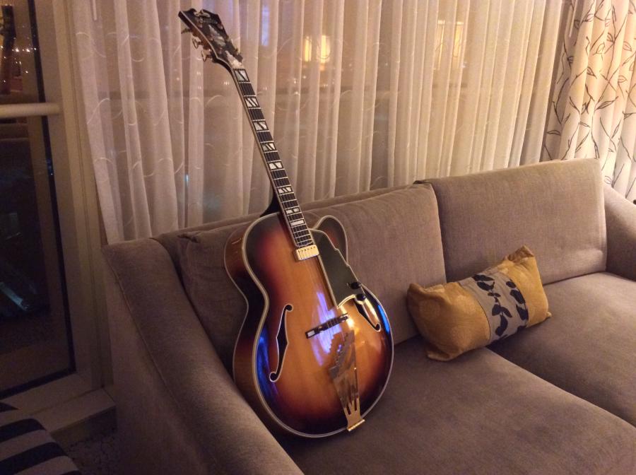 Heritage D'Angelico New Yorker-image-jpg