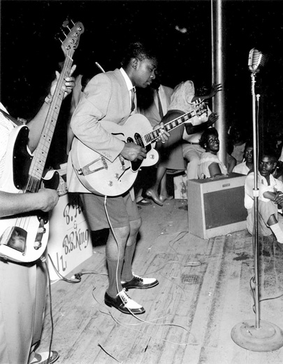 Gibson ES-335 feedback problems-ernest_withers_26-jpg