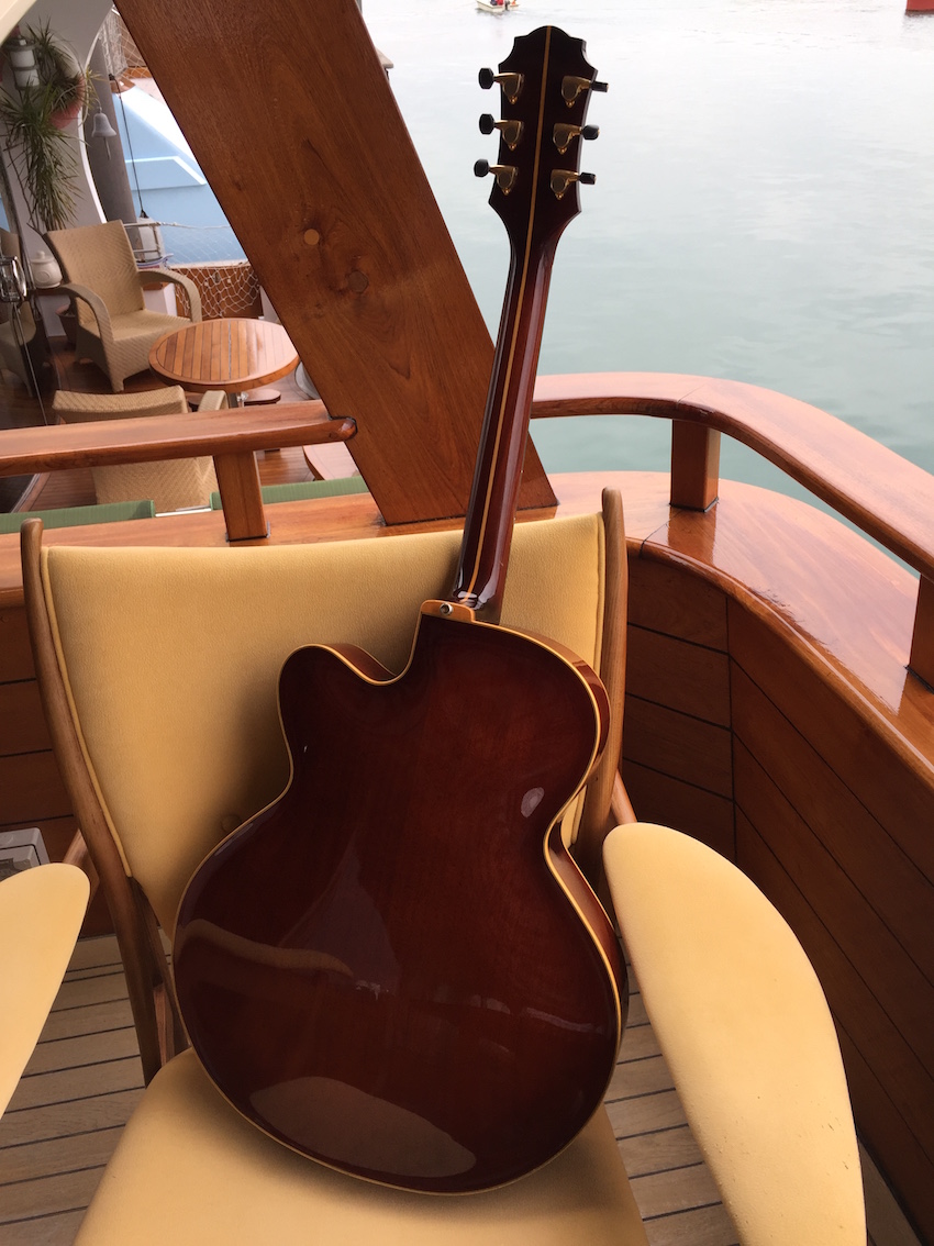 spruce vs maple top resonance - comparison vid-matsubara18inch_hog1-jpg